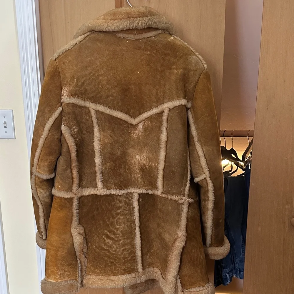 Vintage Shearling Coat - Picture 4 of 4